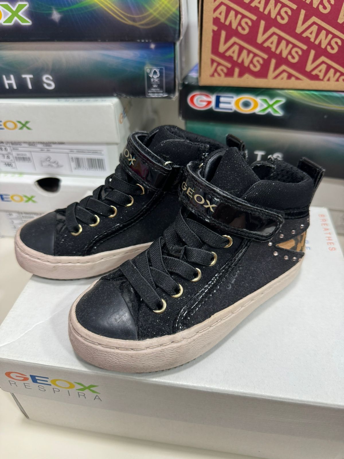 Sapatos Geox menina 25
