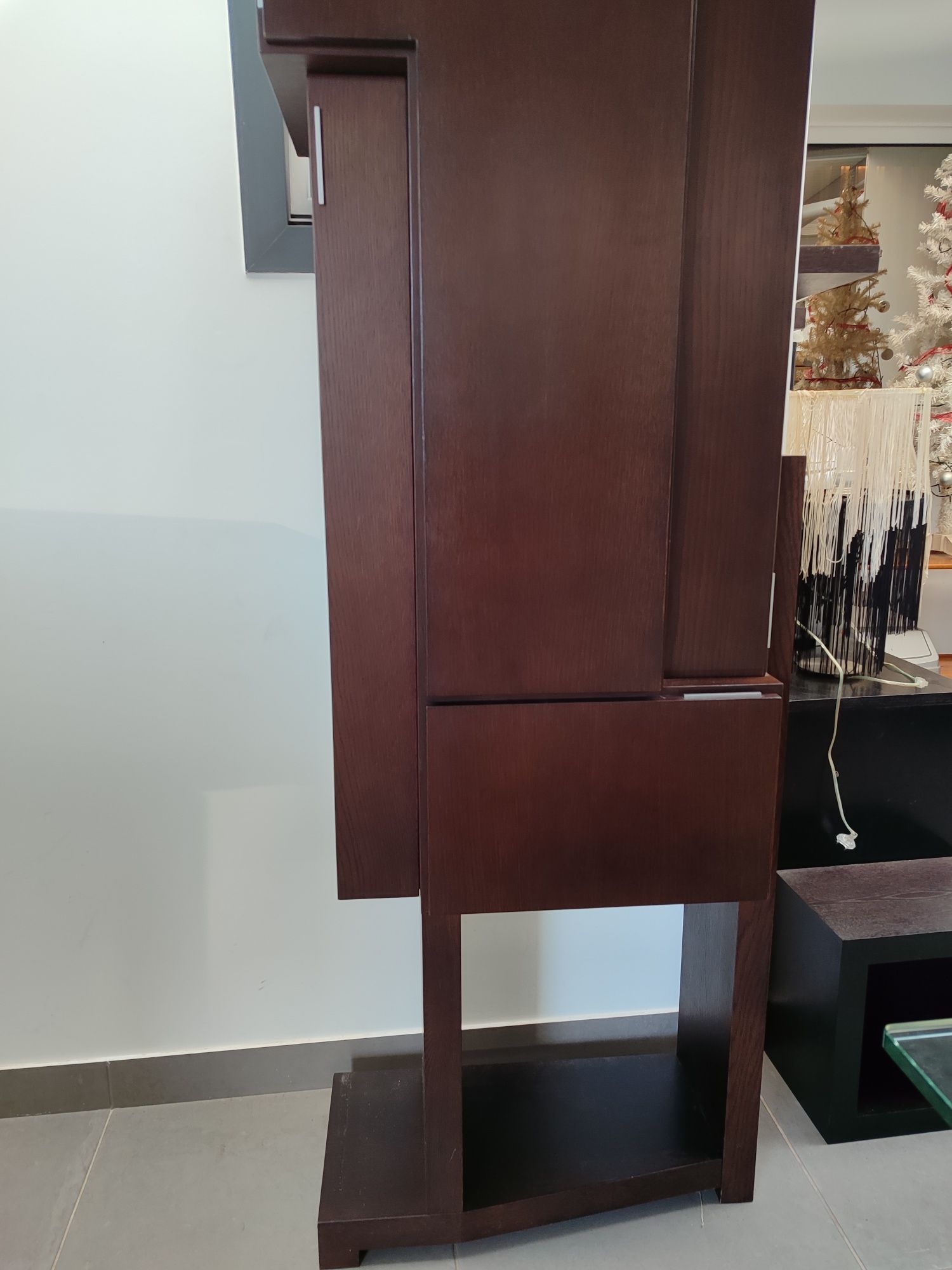 Bar para garrafas e copos