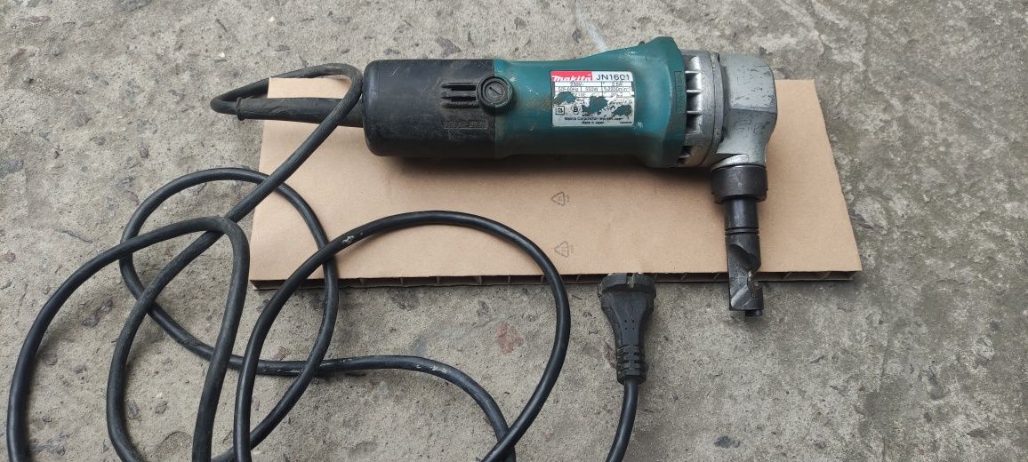 Висічні ножиці makita jn 1601 оригінал, зроблені в Японії