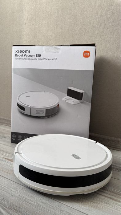 XIAOMI Robot Vacuum E10 Робот-пилосос Xiaomi Robot Vacuum E10