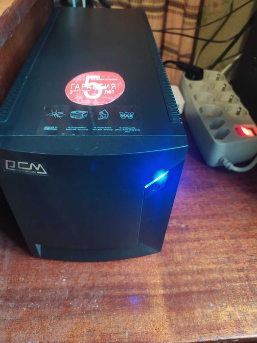 ДБЖ Джерело безперебійного живлення Powercom RPT-1500AP Schuko 0.9 кВт