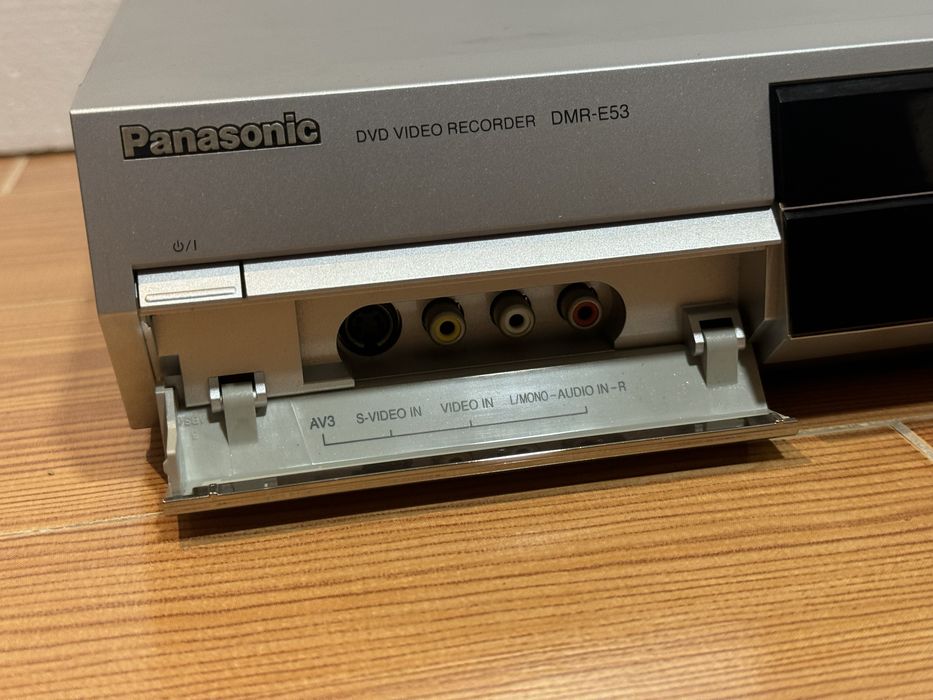 Leitor Gravador DVDs Panasonic