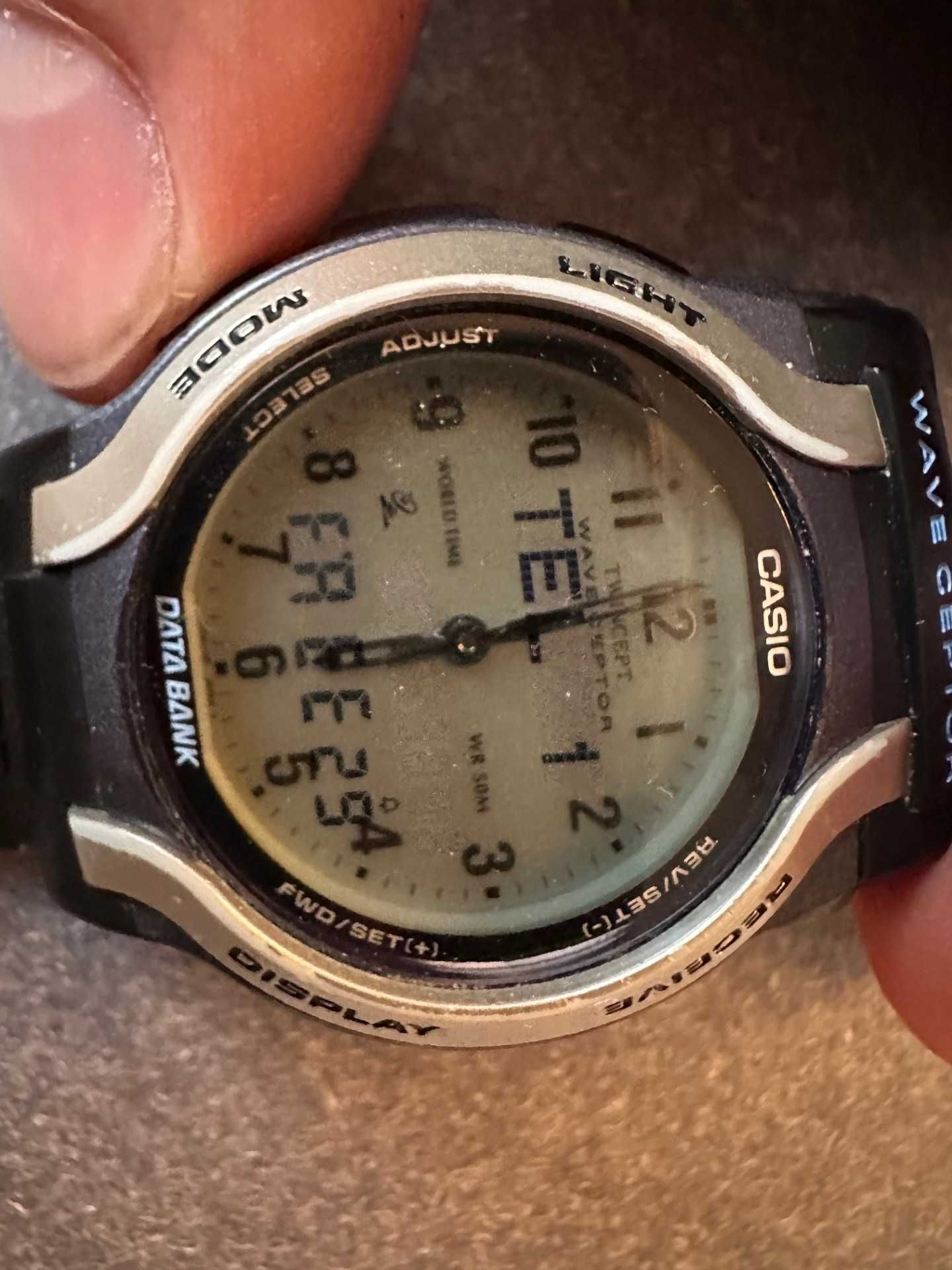 Zegarek Casio WVA-200 Twincept Waveceptor
