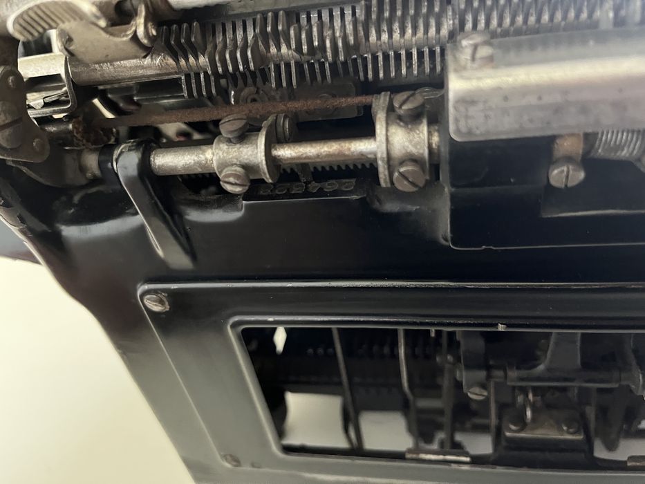 Maszyna do pisania Olympia diplomat 1937 polska klawiatura