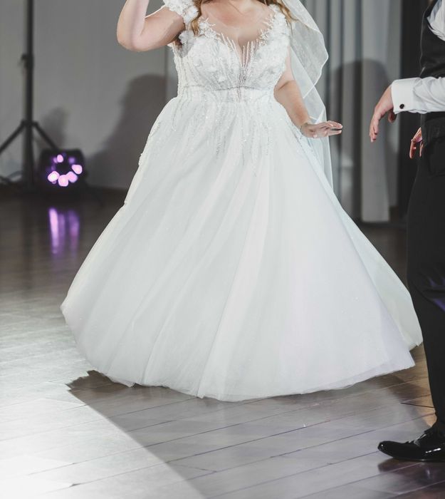 Zjawiskowa suknia ślubna plus size