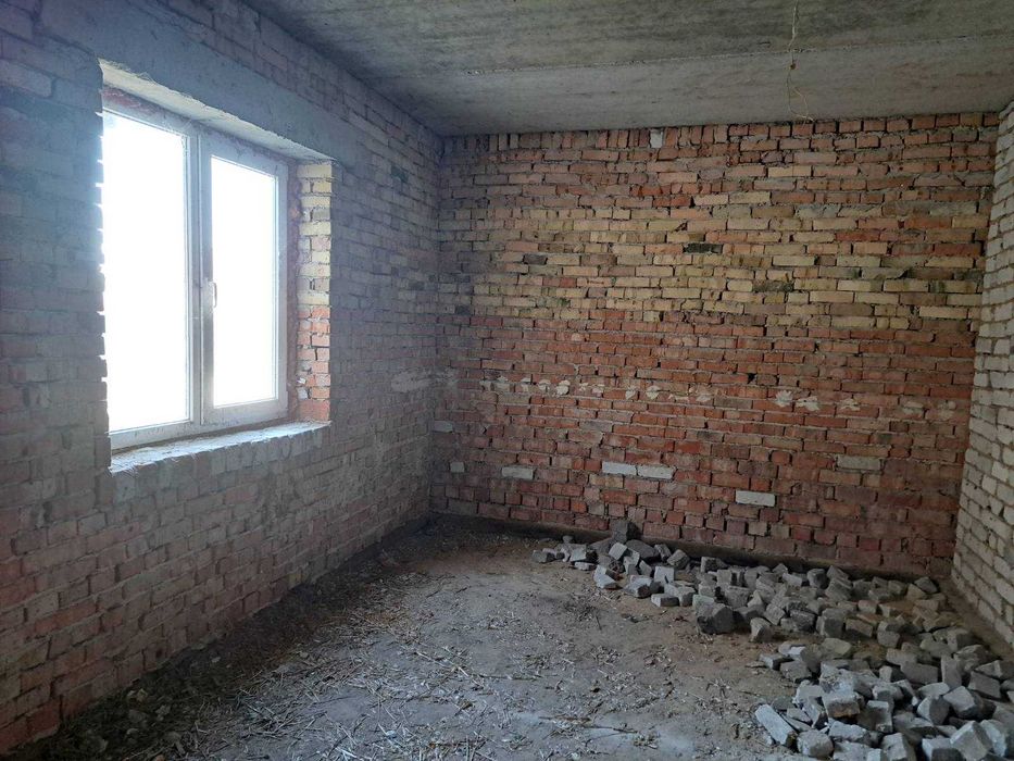 Продам новий будинок.