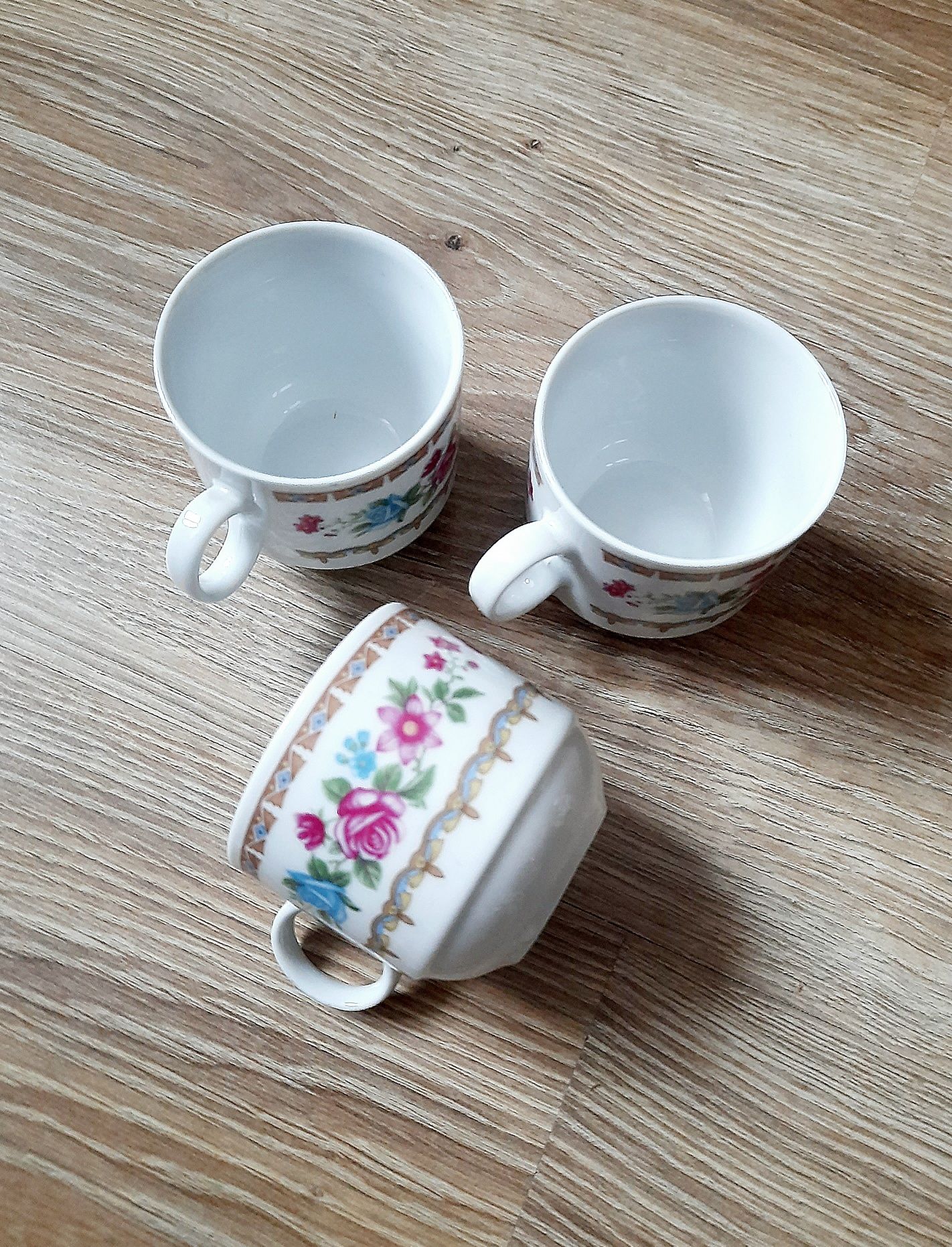 Filiżanki porcelana małe mini retro vintage 3 szt