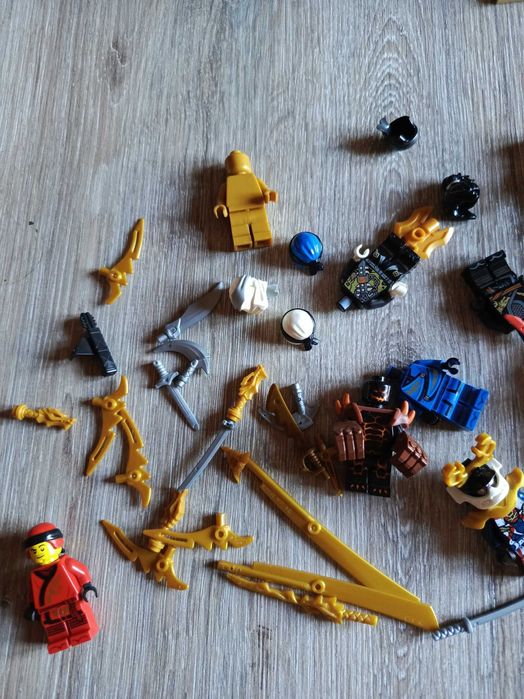 Ninjago mix akcesoria/figurki