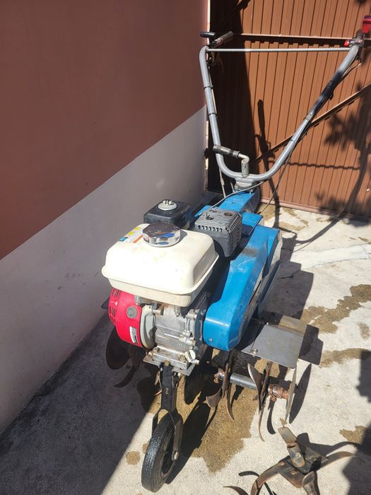 Moto enxada Honda