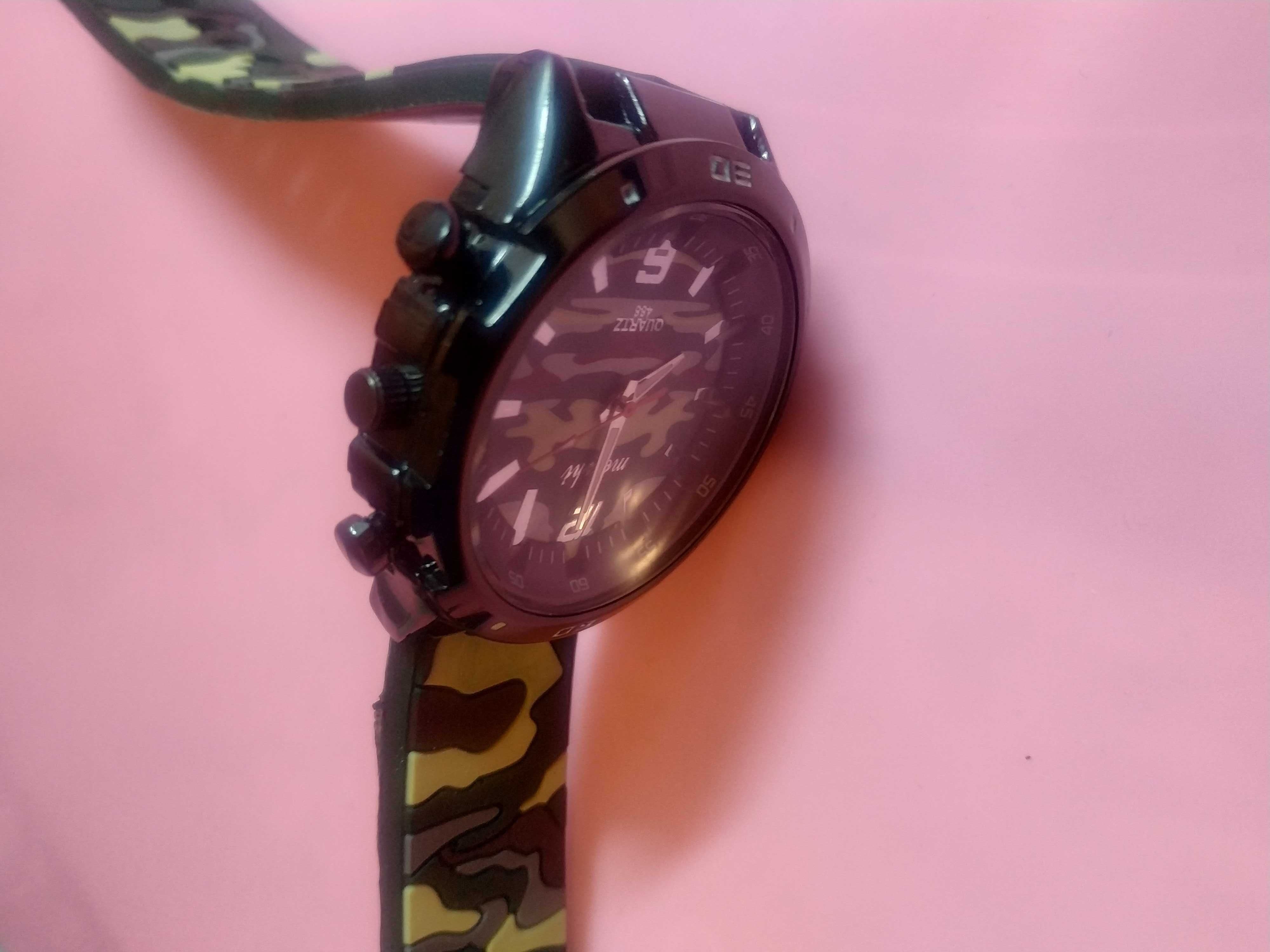 Кварцевые часы в стиле "Military"