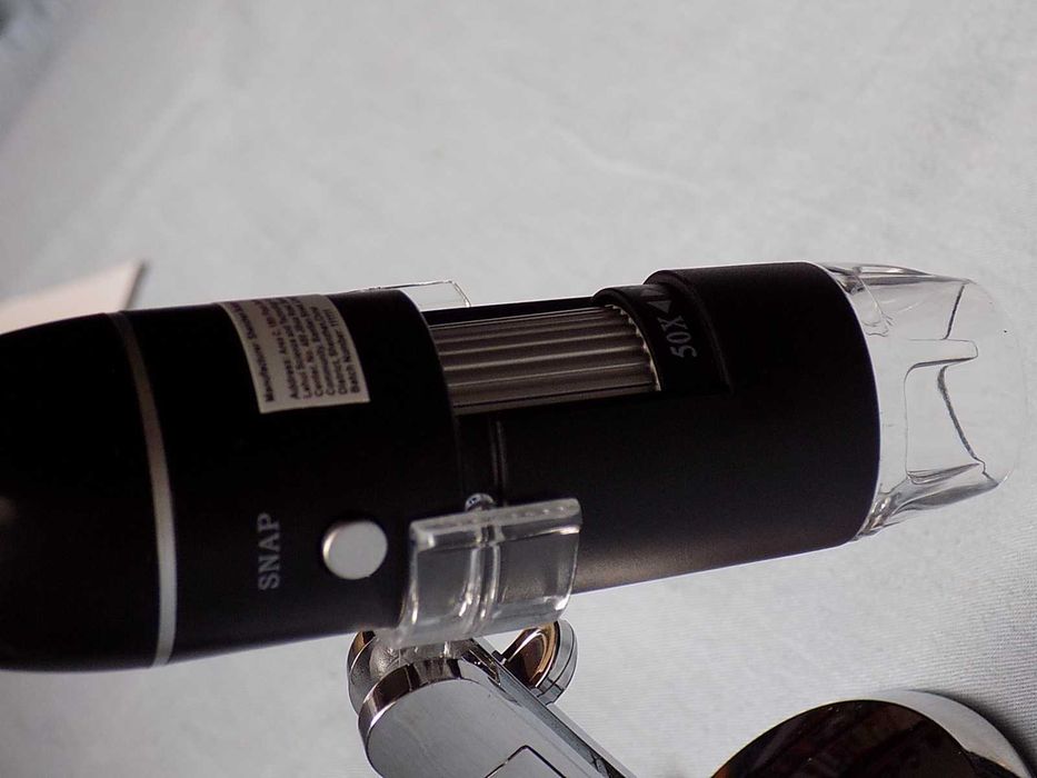 Przenośny ręczny mikroskop cyfrowy - USB -przybliżenie 1600 x 2 MP APP