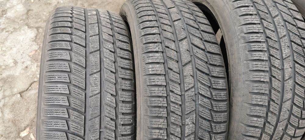 4 x Toyo Snowprox 235/50/19 103V