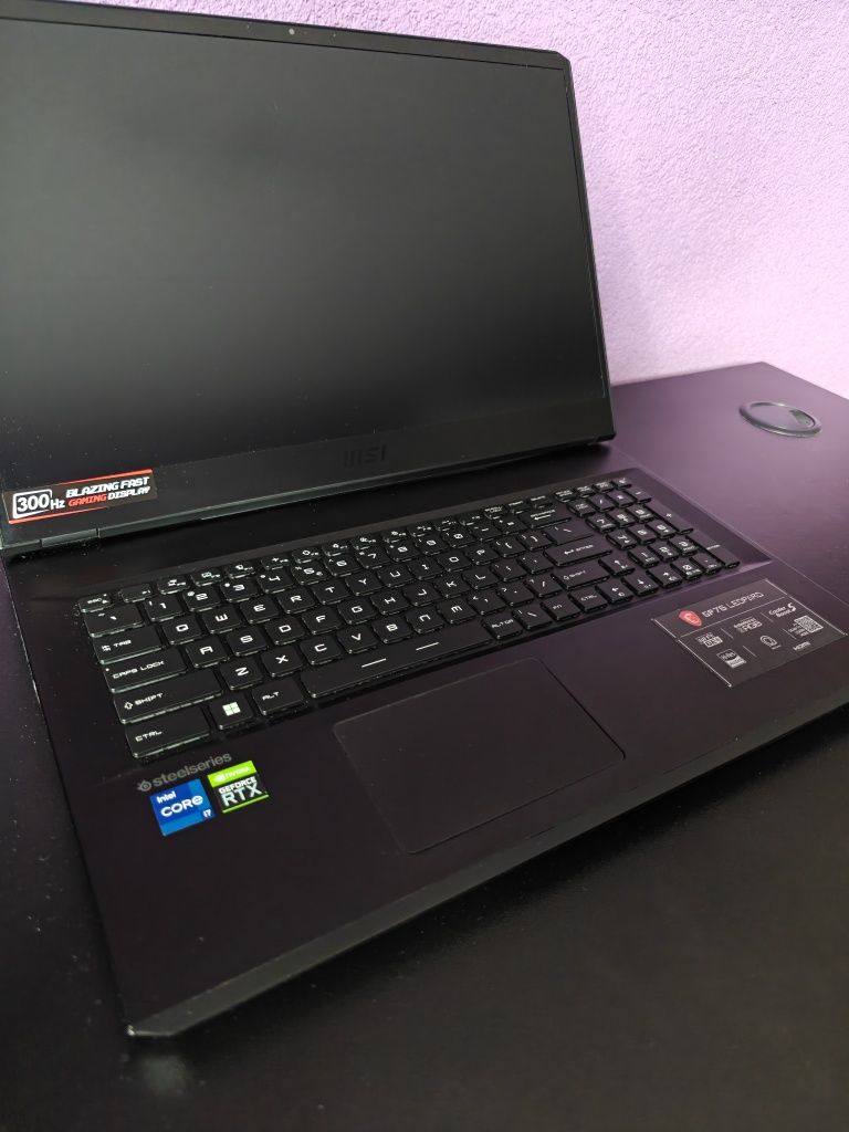 Laptop MSI GP76 Leopard RTX3080|32GB RAM|3TB