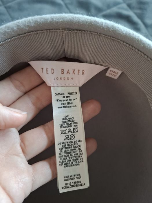 Шляпка під пальто