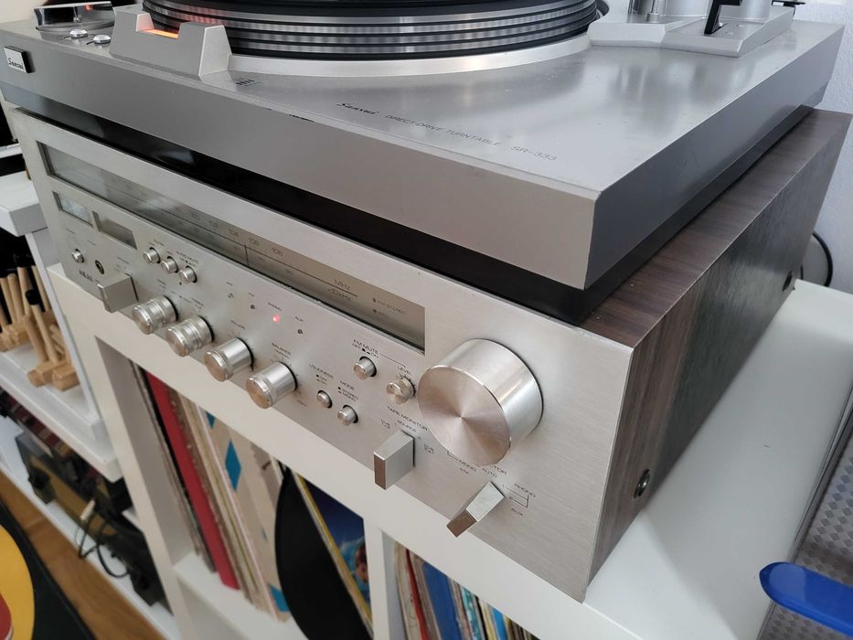 Amplituner Akai AA 1050 HI-FI