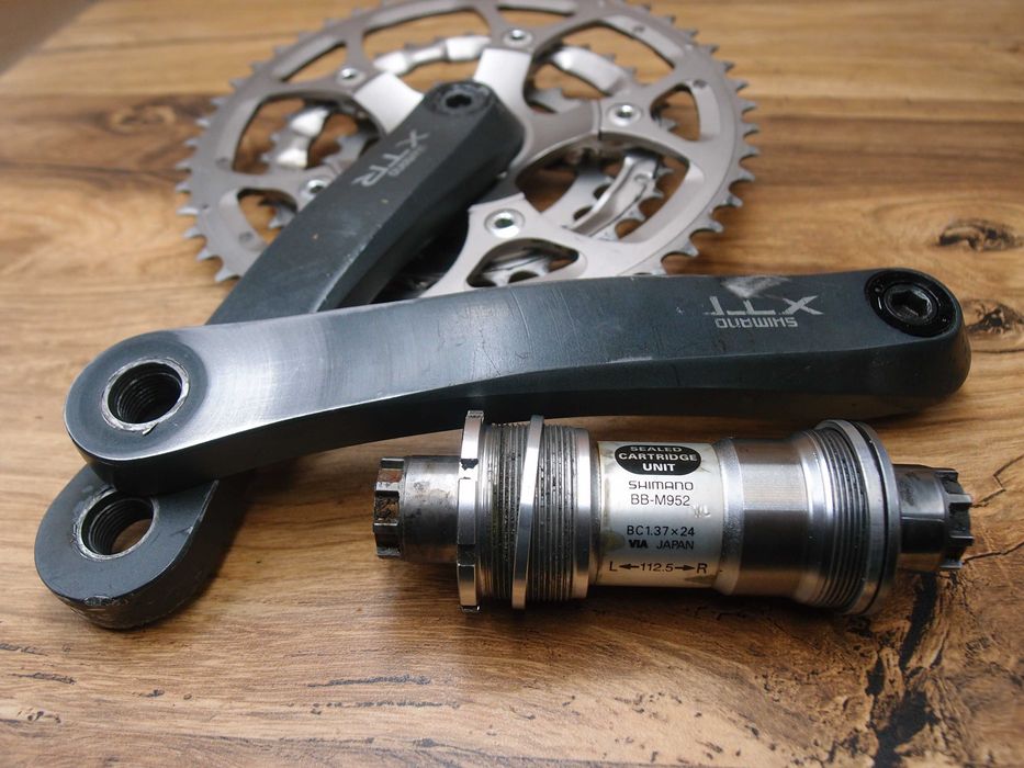 korba rowerowa Shimano XTR FC-M952 VIA Japan szarak + suport BB-M952