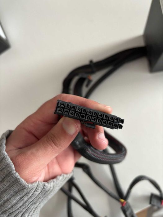 Fonte Alimentação Nox NX 650W Usada