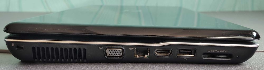 Laptop HP Compaq Presario CQ 61 3GB RAM, 250GB HDD, Windows 10, DVD