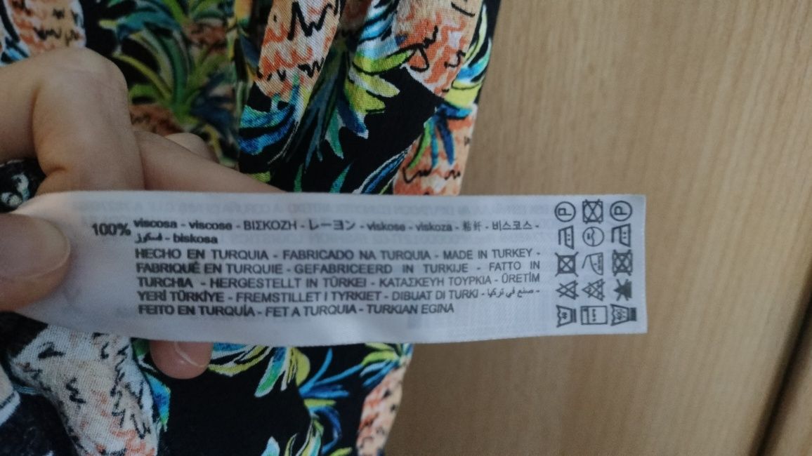 Kombinezon Ananasy Bershka
