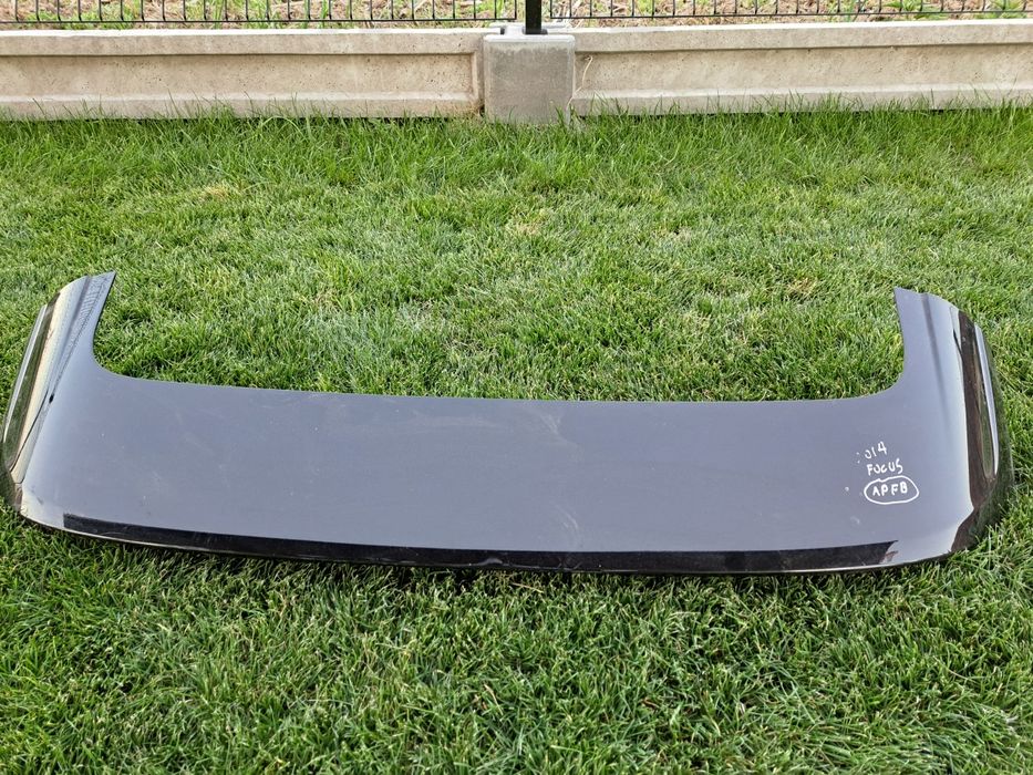 Lotka spoiler klapy tylnej Ford Focus MK3