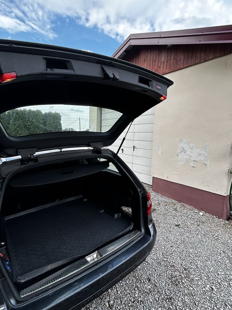 Mercedes e klasa E 350 formatic samochod w bardzo dobrym stanie
