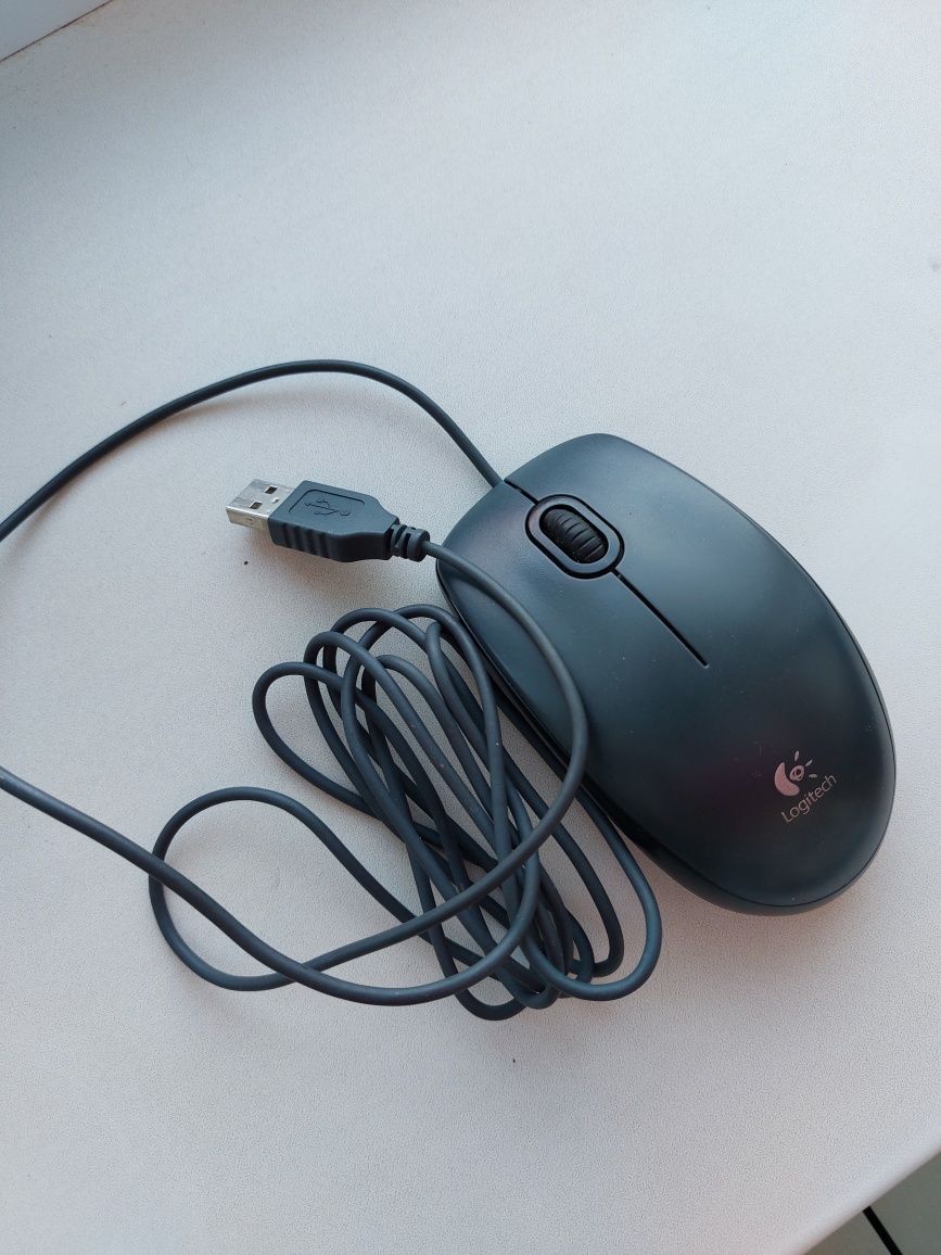 Комп'ютерна миша Logitech M90