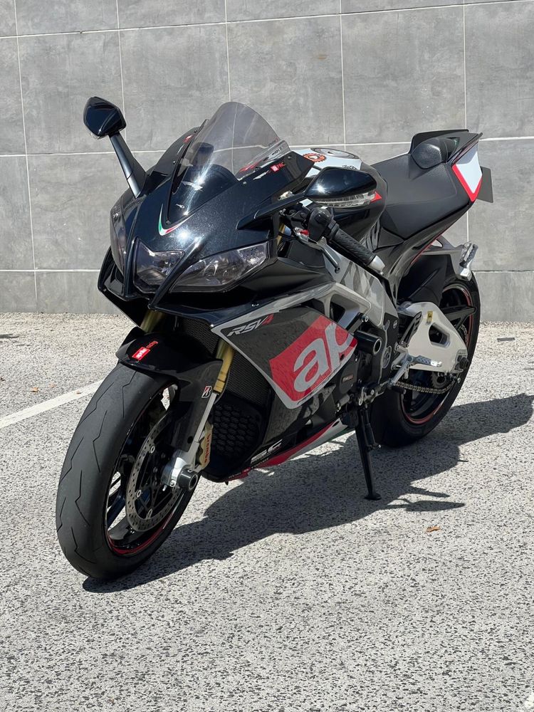 Moto Aprillia - 2016