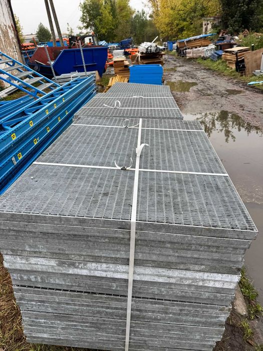 Krata WEMA z rozbiórki regałów magazynowych  Oczka 35x10 wysokość 40mm