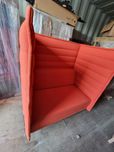 Kanapa sofa 2 osobowa kanapy sofy VITRA model Alcove pomarańczowa