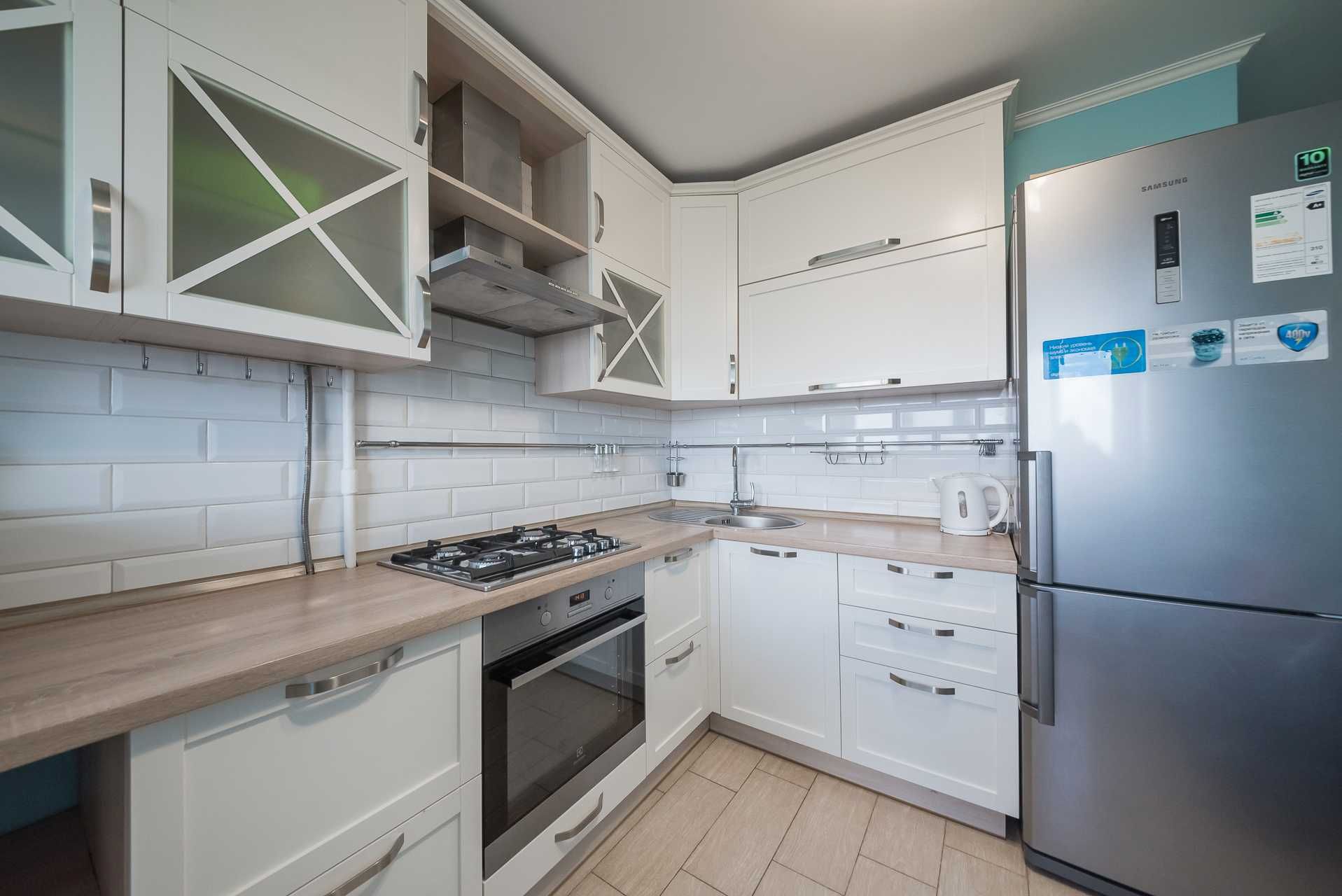 Продаж 1-кімнатної квартири біля метро Дарниця - вул. Мстиславовича 4