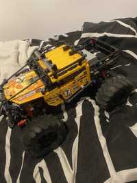 Lego Technic zdalnie sterowany pojazd terenowy 42099