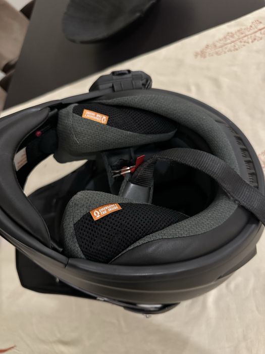 Capacete ARAI Tour X4 com CARDO