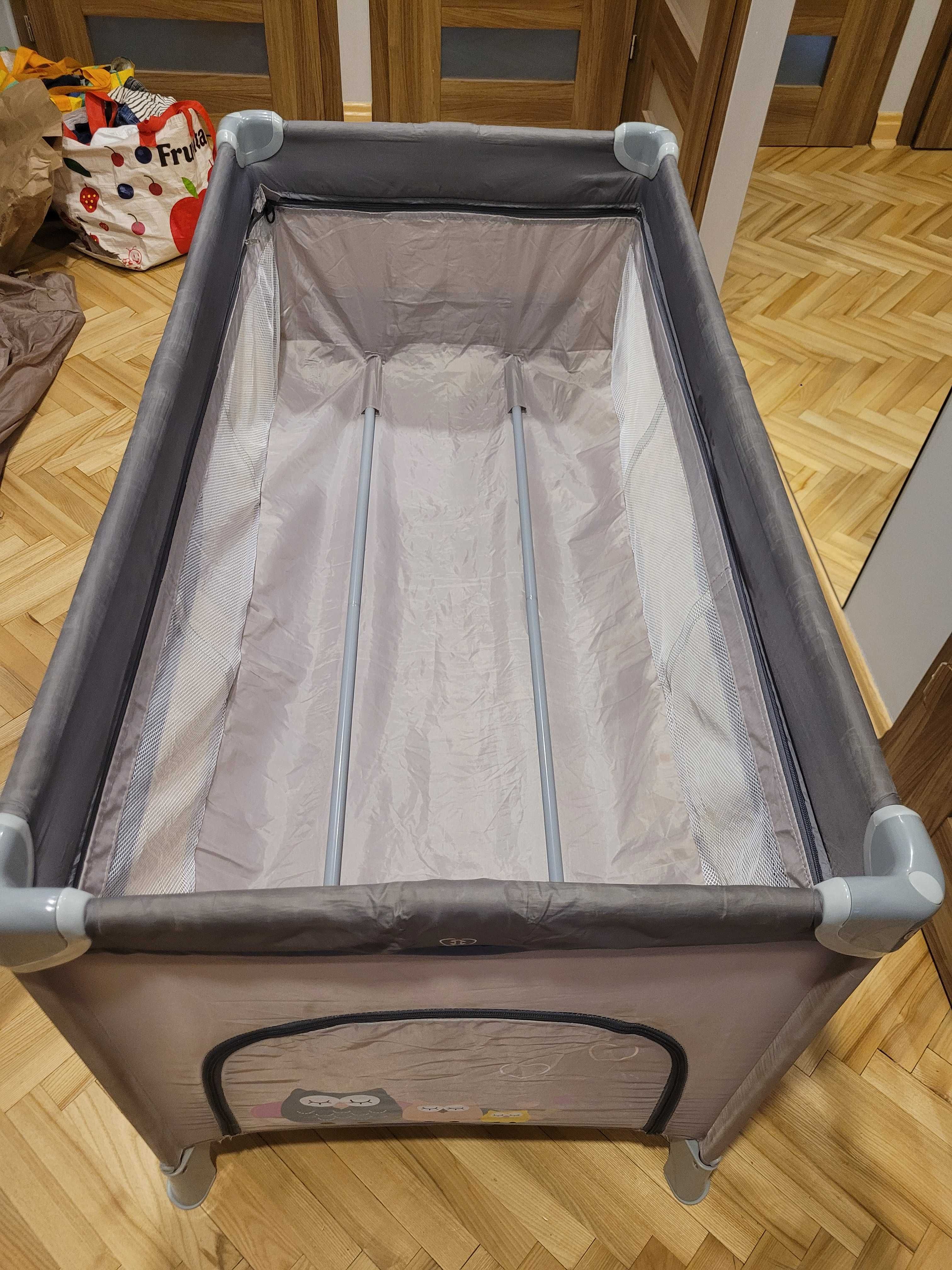 Lozeczko turystyczne baby design z przewijakiem