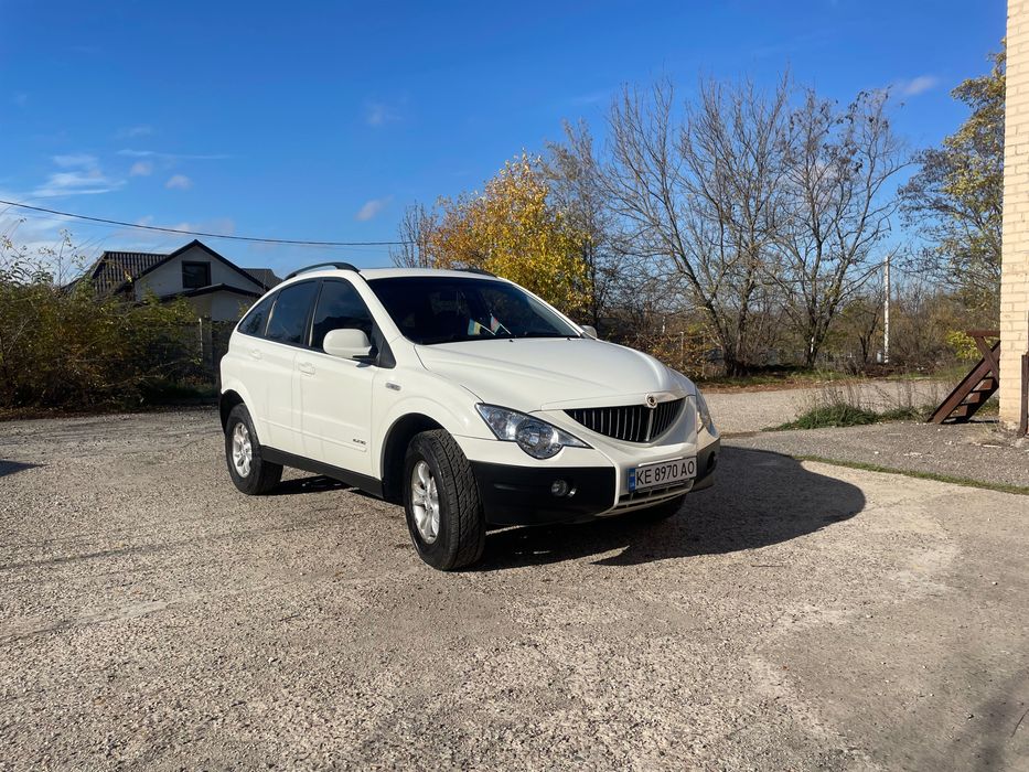 Продам авто SSANG YONG ACTYON 2008г
