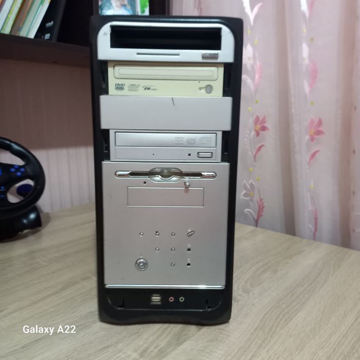 Комп'ютер системний блок