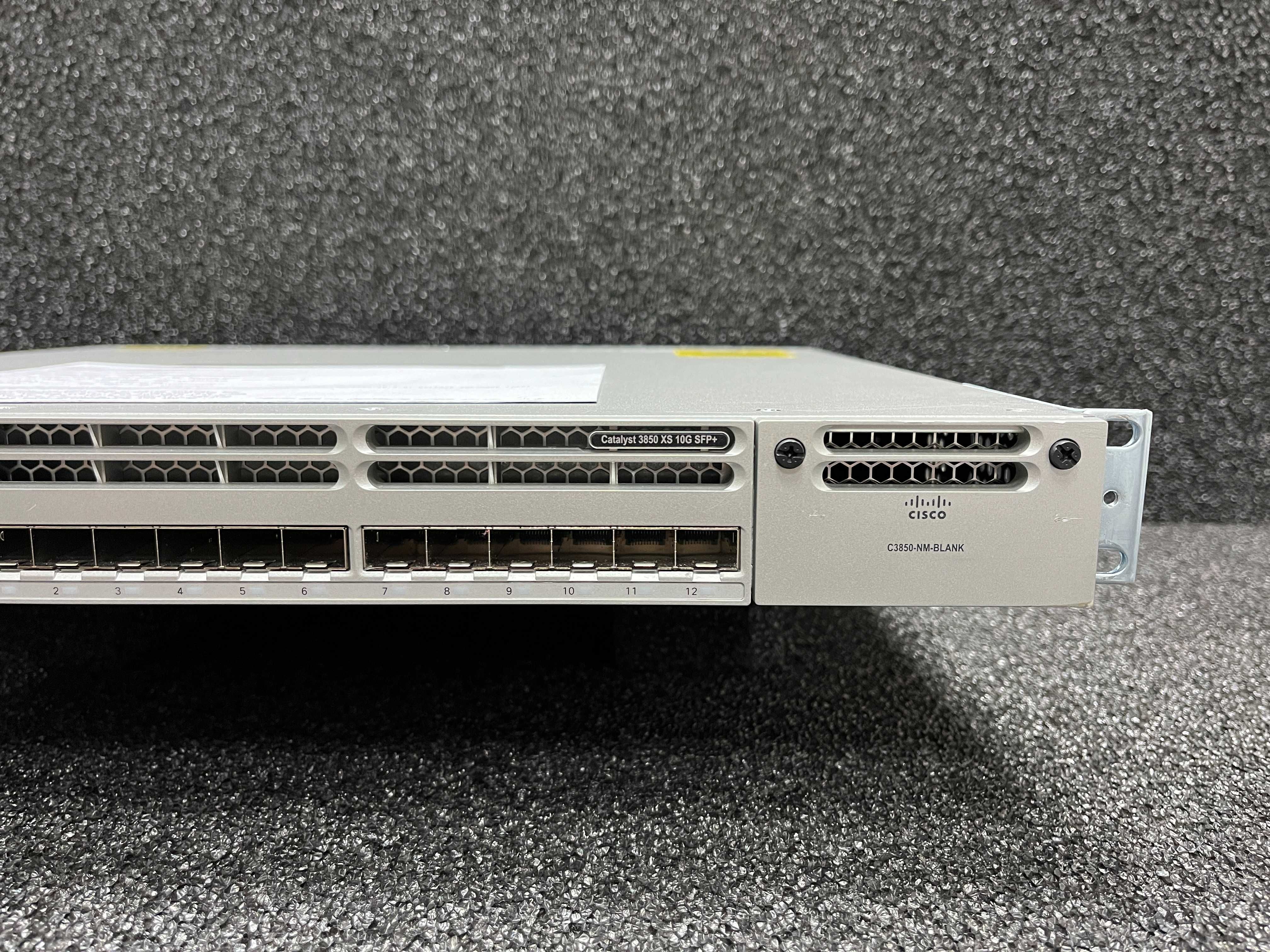 Комутатори Cisco WS-C3850-12XS-E (12х SFP+, Full Layer 3, IP Services)
