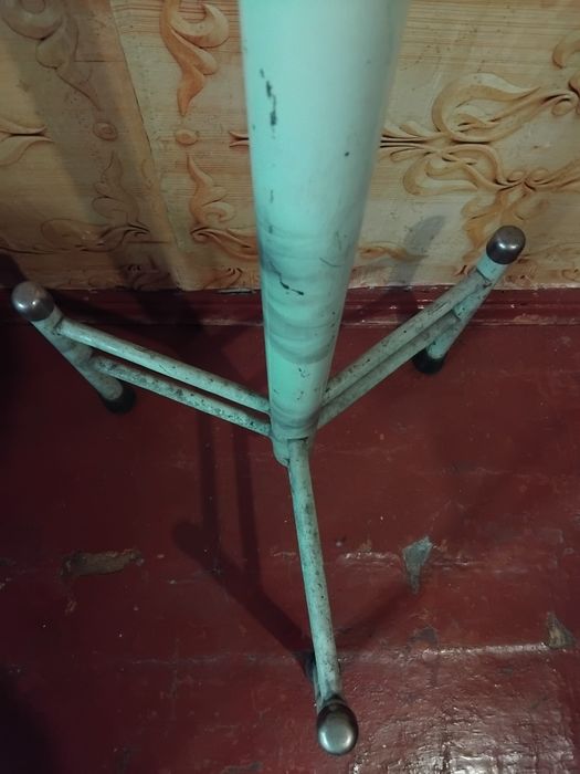 Продам напольную вешалку ссср.