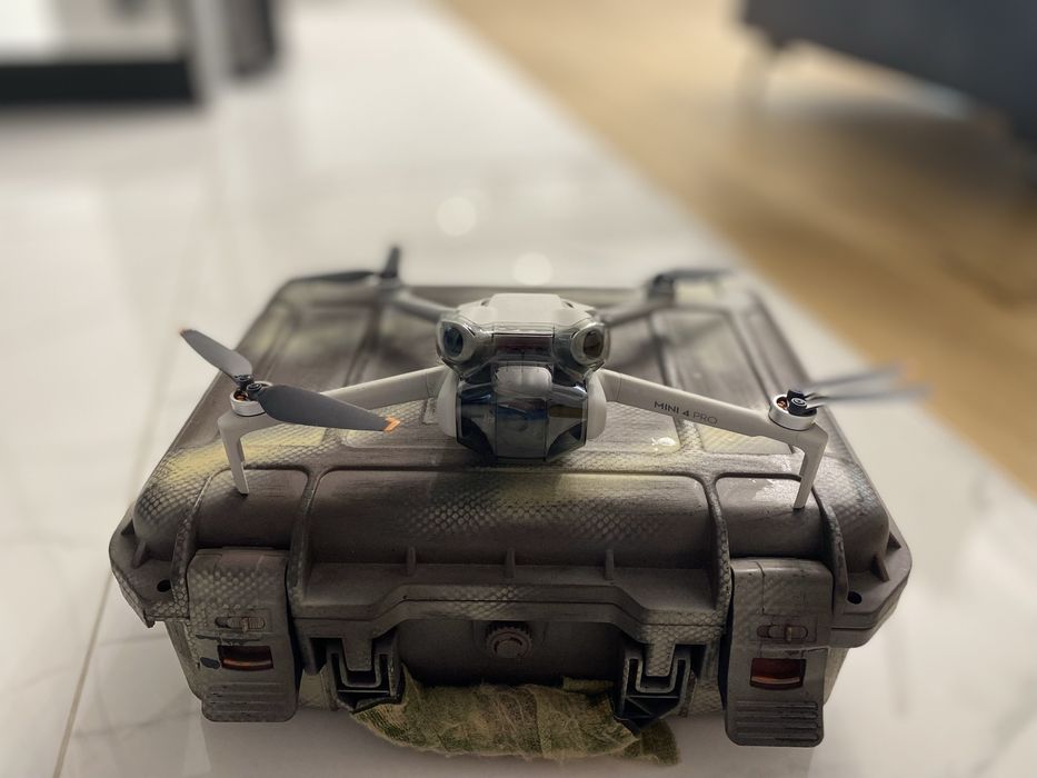 Dron DJI mini 4 PRO
