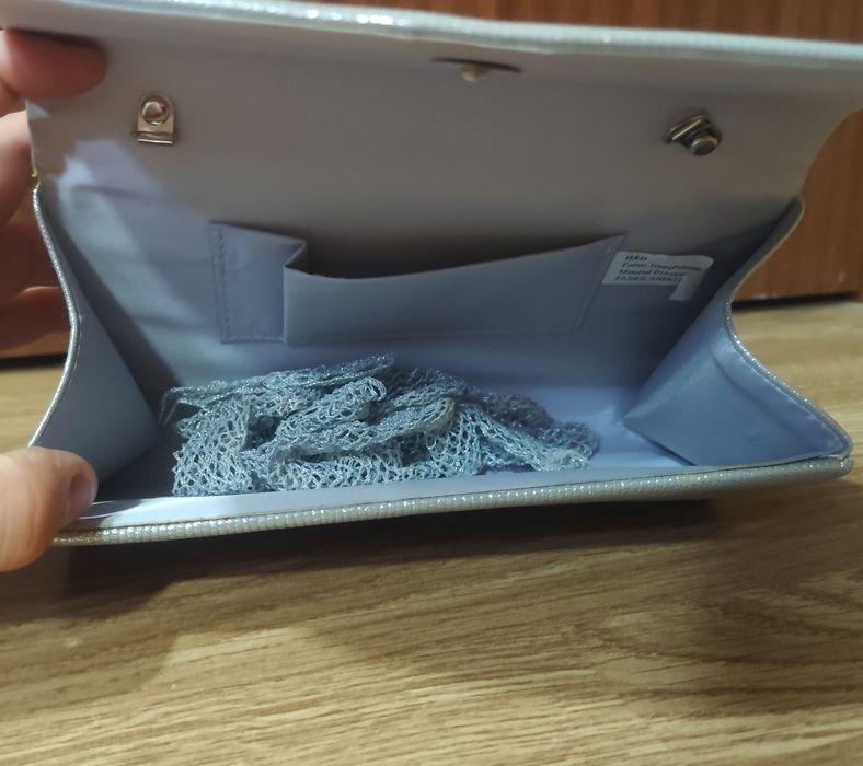 Pochete Prateada para Festas e Cerimónias (Mulher)