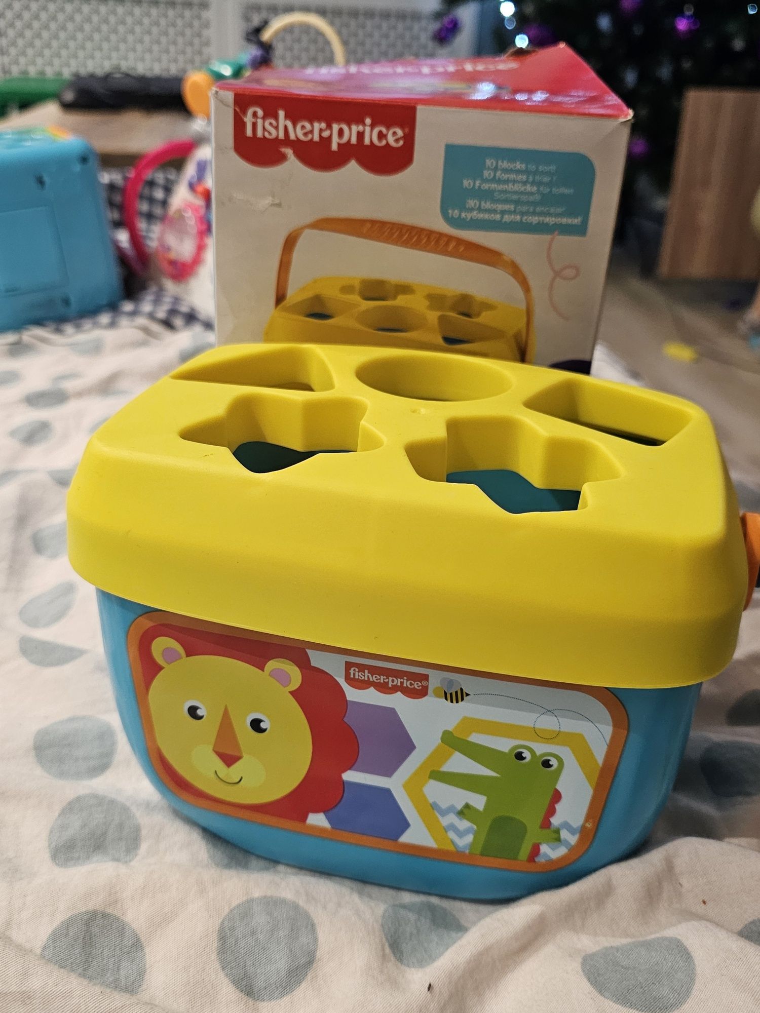 FISHER PRICE PIERWSZE KLOCKI MALUCHA sorter z klockami dla malucha +6