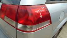 Lip55 Lampa prawa tylna w błotnik opel vectra c kombi wysyłka