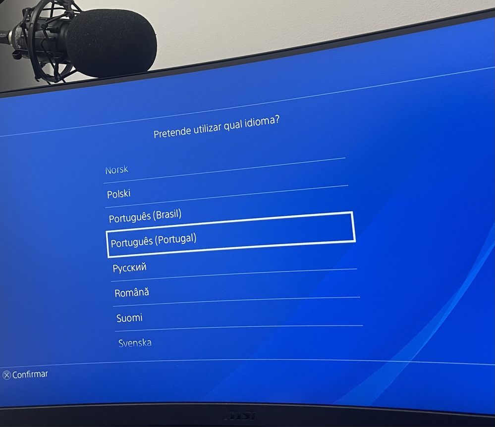 Playstation 4 , 500GB + Comando + Carregador