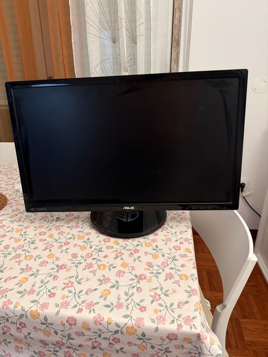 Vendo monitor asus 144hz 1m/s em bom estado