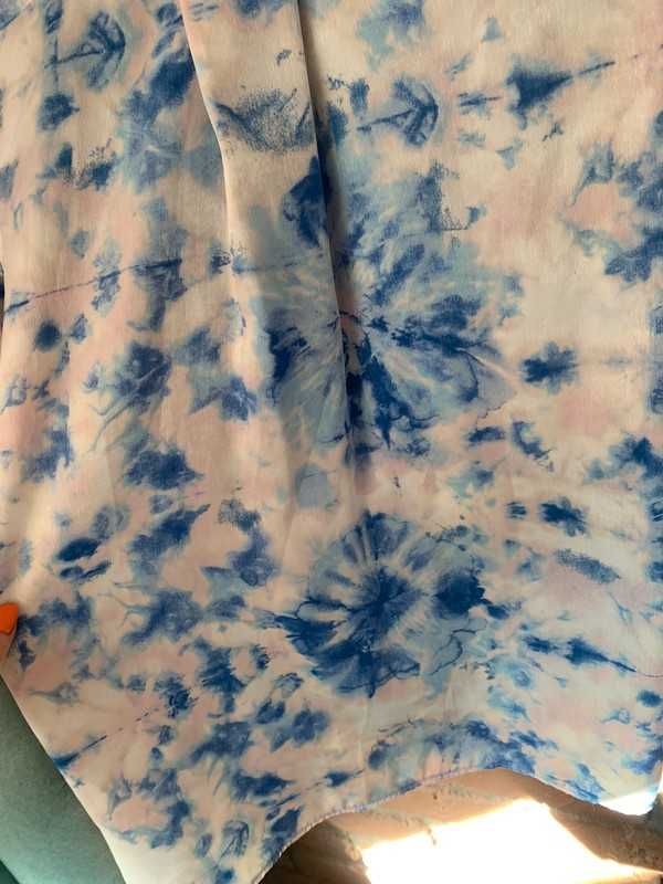 Koszula satynowa tie dye topshop 34 biało niebieska