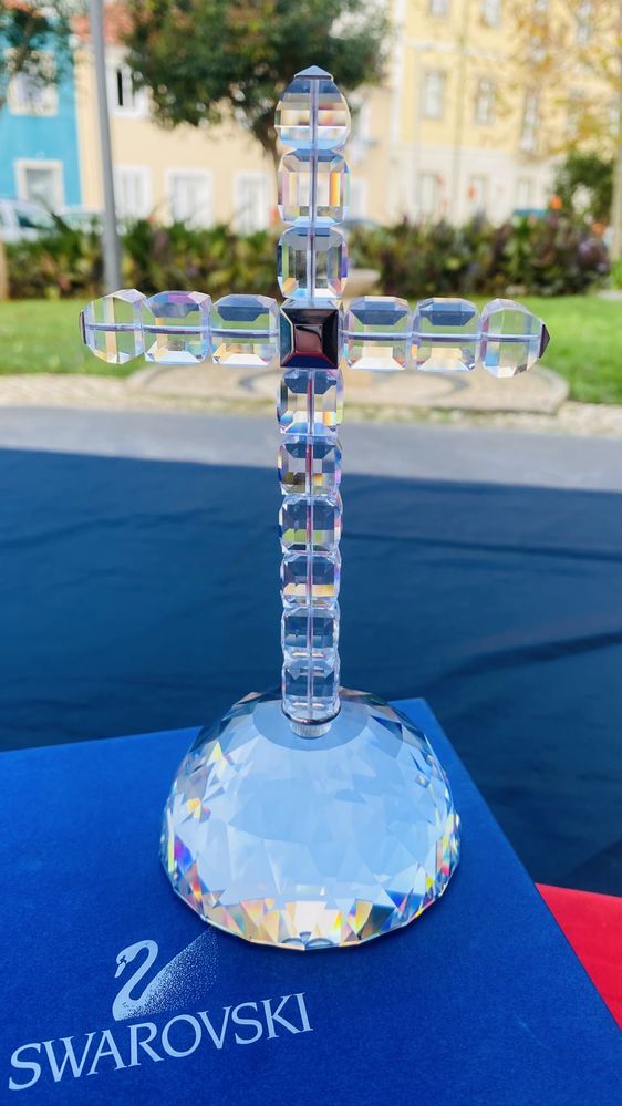 Crucifixo Swarovski cristal