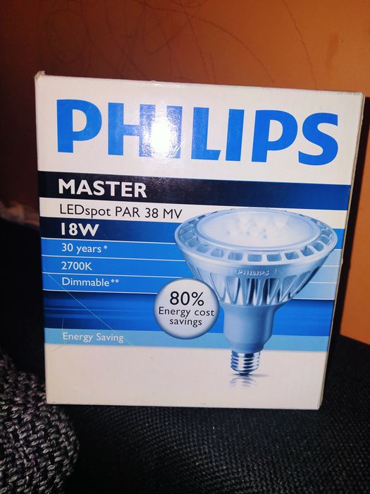 ŻARÓWKA MASTER LEDSPOT D 18W 2700K PAR38 230V ciepło biała