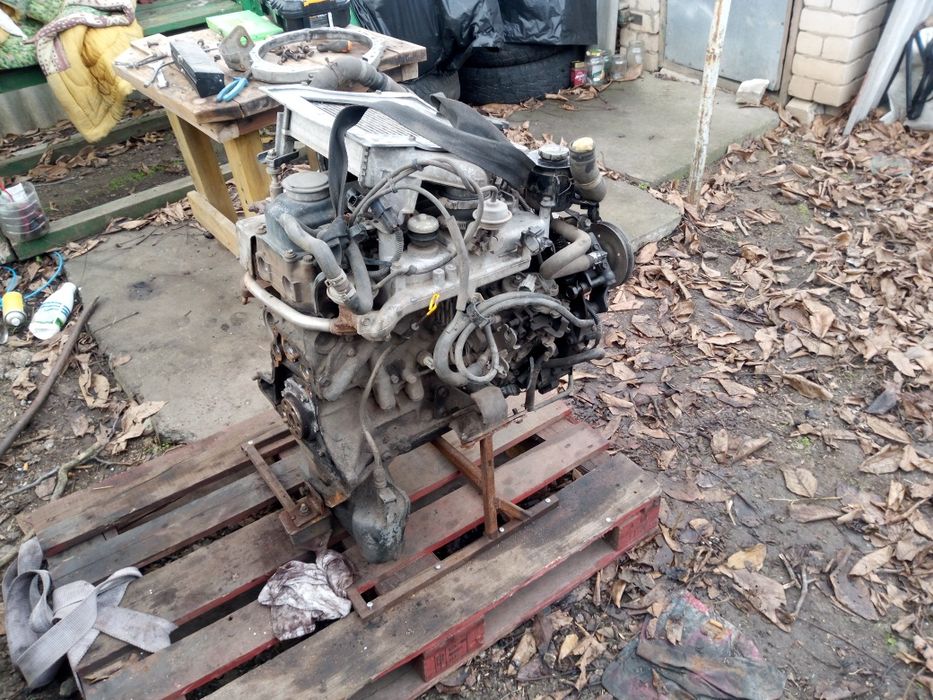 Мотор нісан навара 2.5