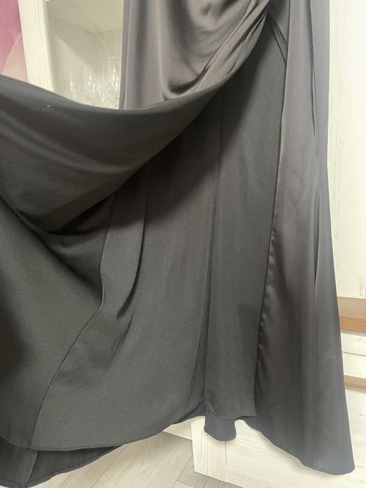 Гарна святкова корсетна сукня