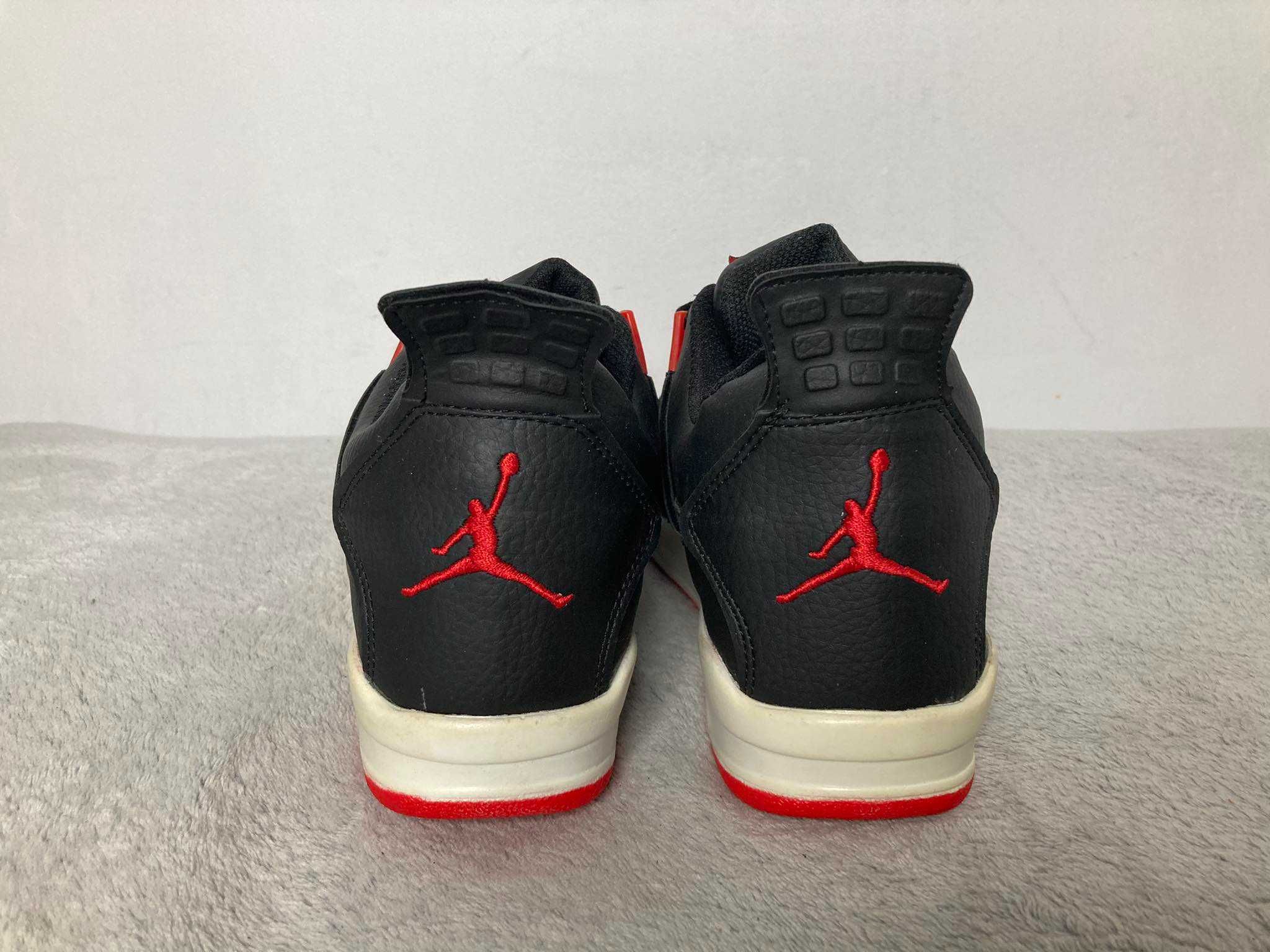 Buty Nike Jordan rozmiar 40 długość wkładki 25,cm