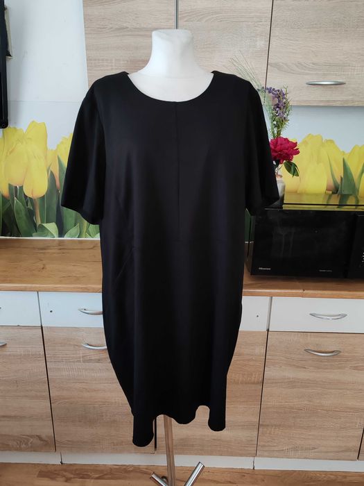 Czarna ołówkowa cieplejsza sukienka Thea rozmiar 52 poliester/wiskoza